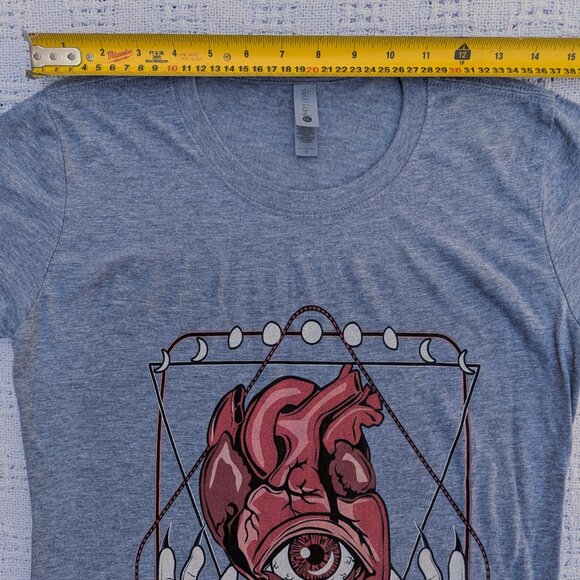 Next Level T-Shirt Women's Custom Print Bleeding Heart Halloween Size M - Picture 3 of 6